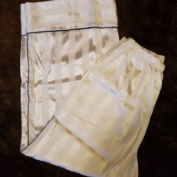 LAST ONE!! Pajama Party Sleep Set by FREE PEOPLE - Picture 5 of 6